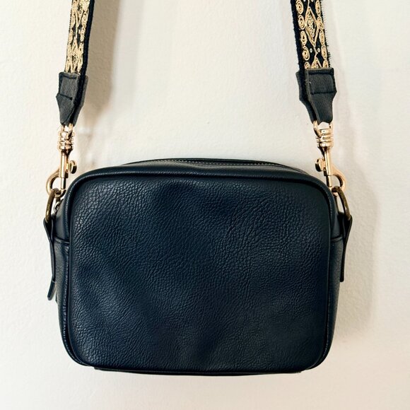 Black Camera Bag - Picture 2 of 7